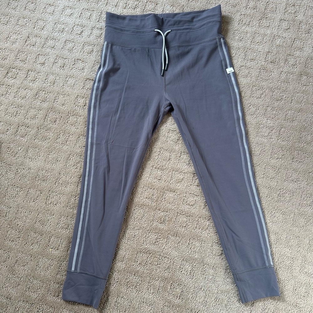 Vuori grey leggings